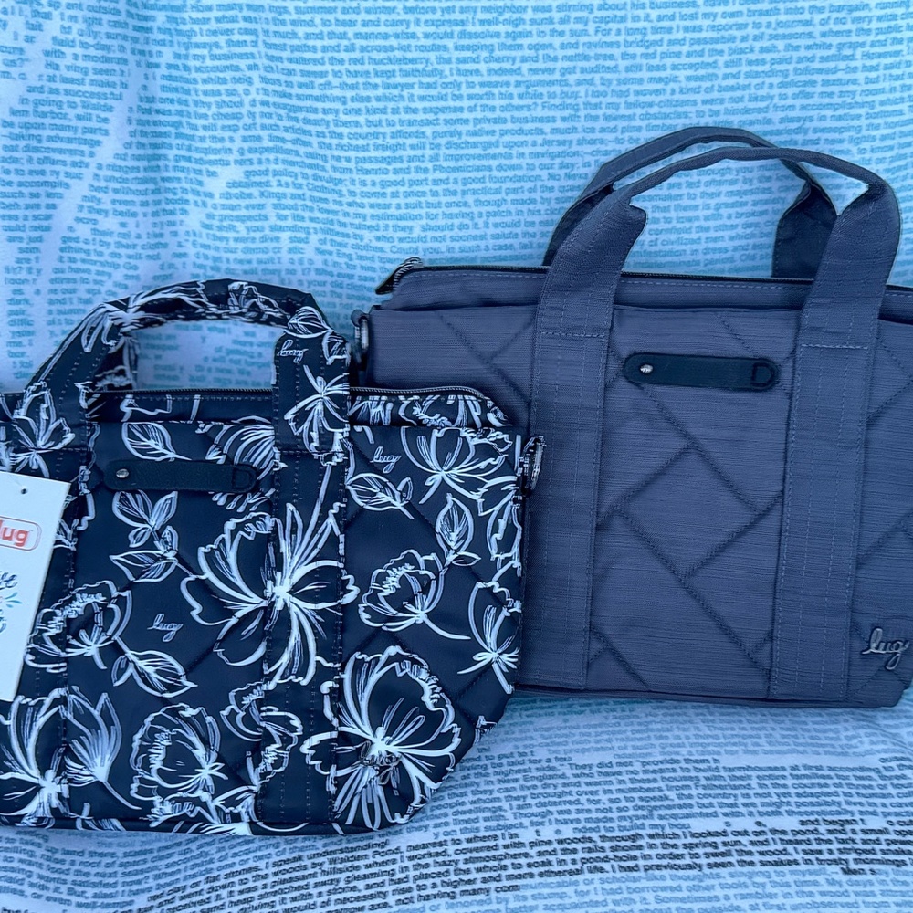 Lug Dory in Brushed Grey (NWOT) or Outline Floral Black (NWT)
